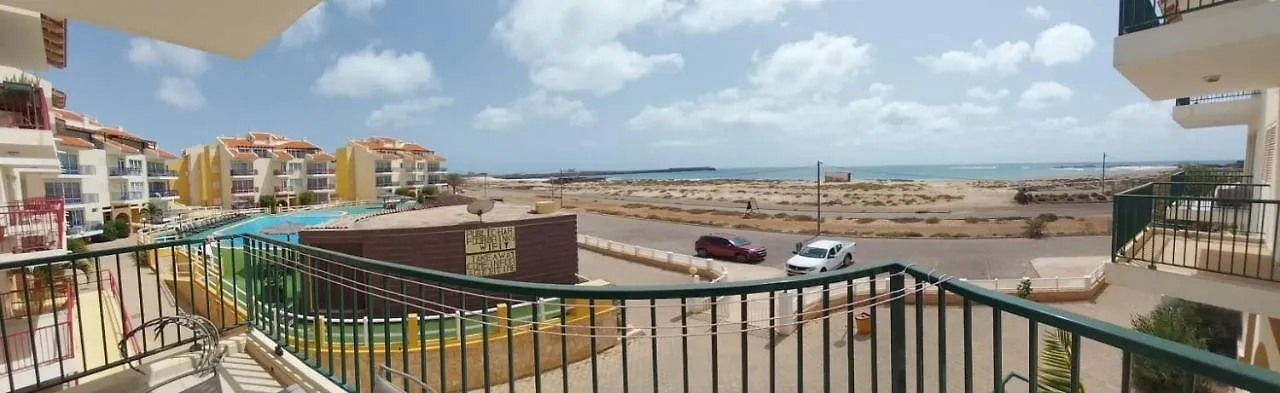 Cabral Beach Apt With Pool - Sol Y Mar Sal Rei 0*,  Kap Verde